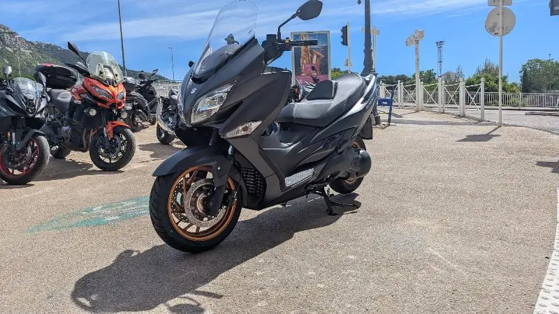 BURGMAN 400