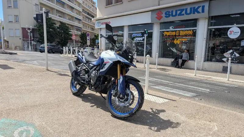VSTROM 800DE