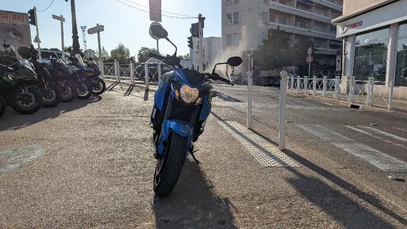 GSXS 750