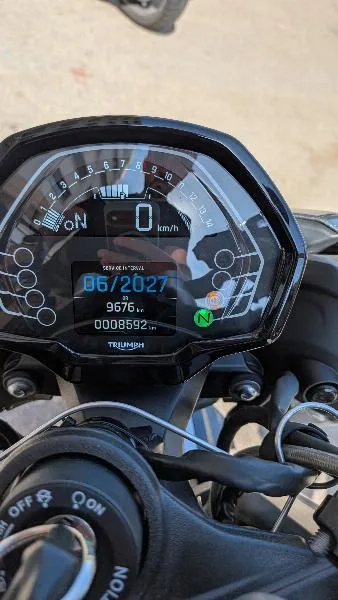 STREET TRIPLE 765 R