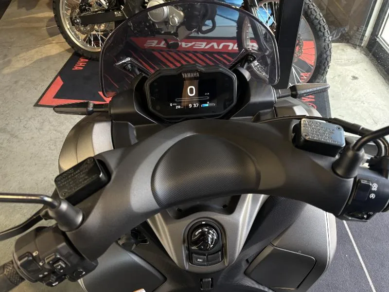 TRICITY 125
