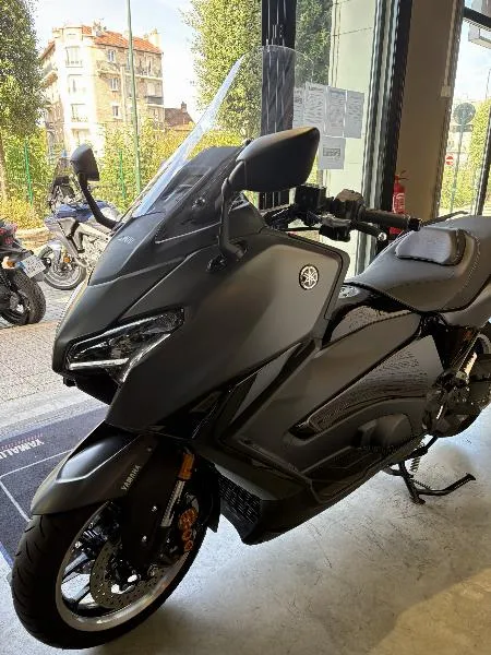 XP TMAX 560 TECH MAX