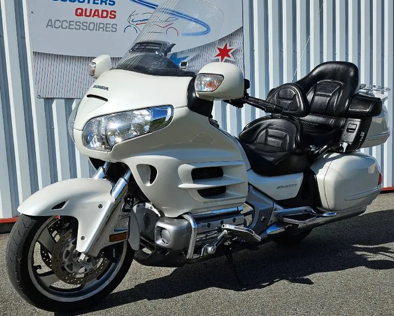 GL1800 GOLDWING