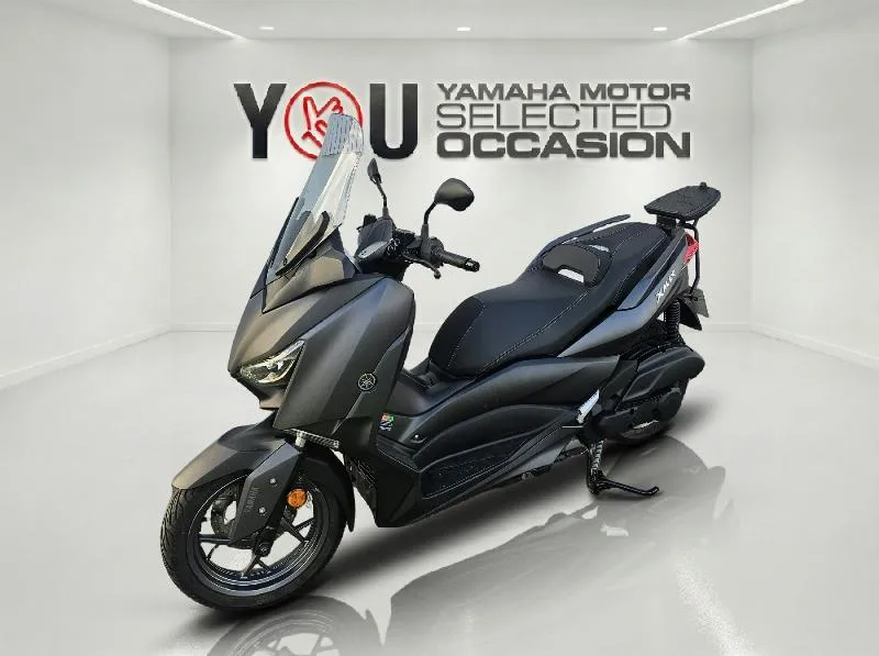 XMAX 125