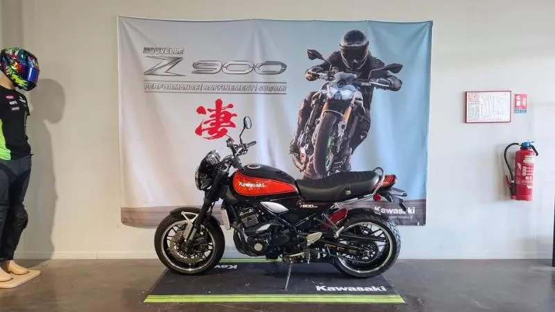 Z 900