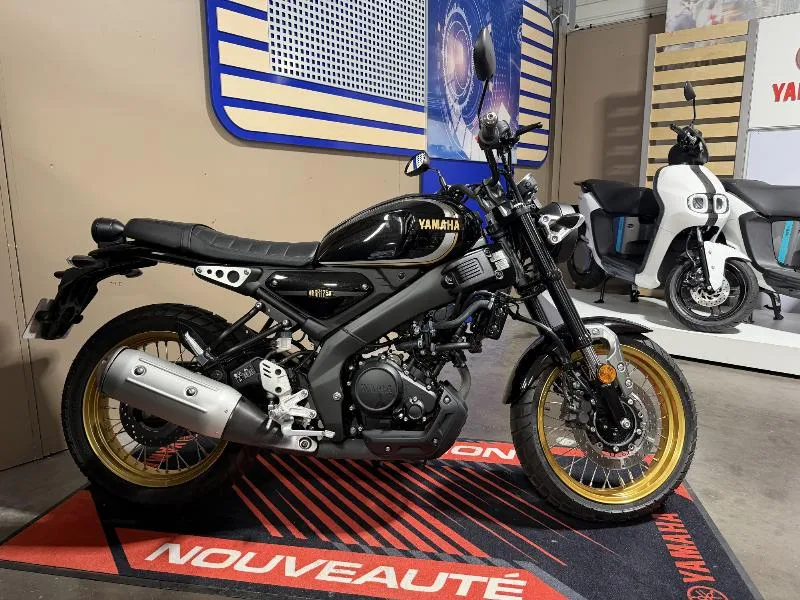 XSR 125 Legacy