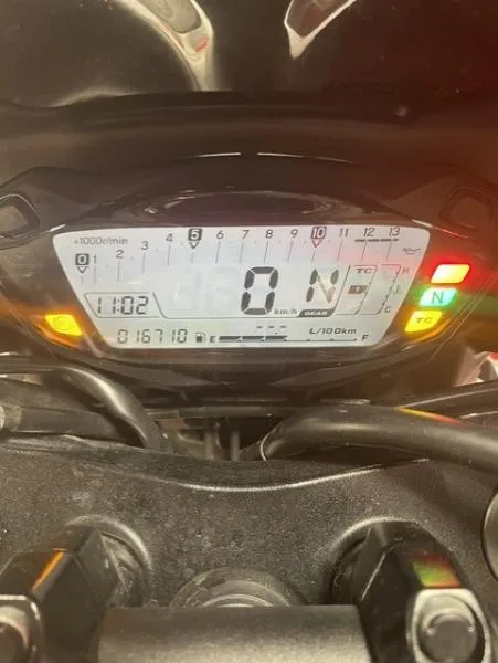 GSXS 750