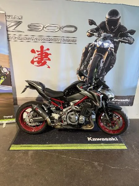 Z 900