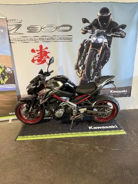 Z 900