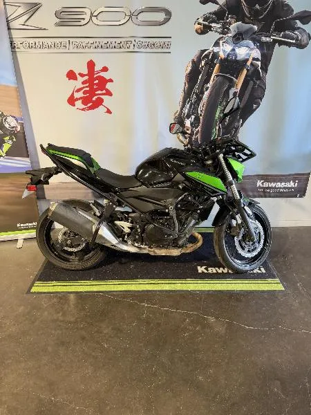 Z400