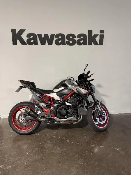 Z 900
