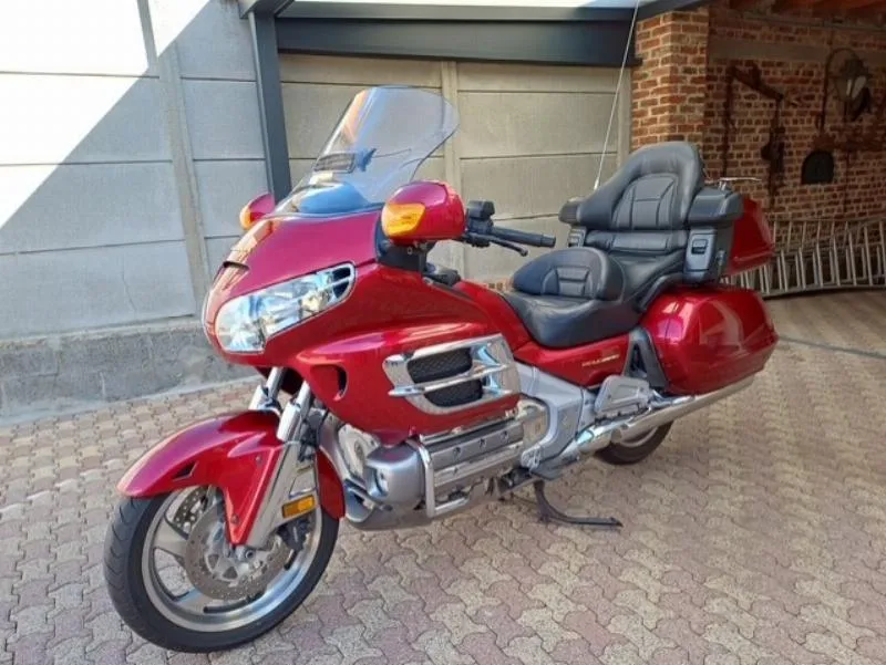 GL 1800 GOLDWING