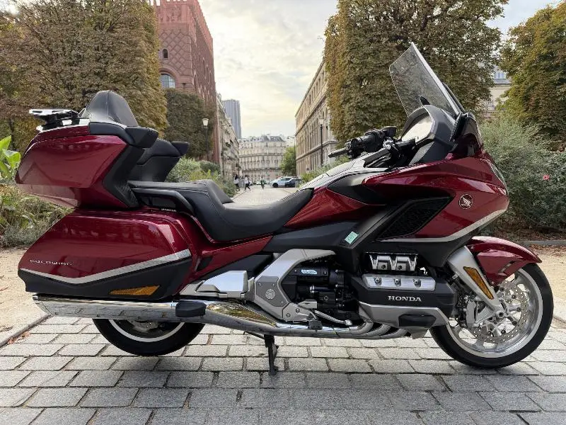 GL 1800 GOLDWING TOURING DCT