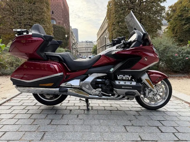 GL 1800 GOLDWING TOURING DCT