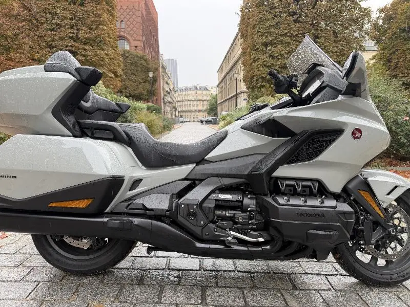 GL 1800 GOLDWING TOURING DCT