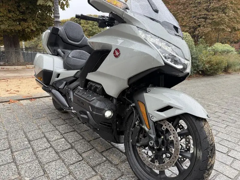 GL 1800 GOLDWING TOURING DCT