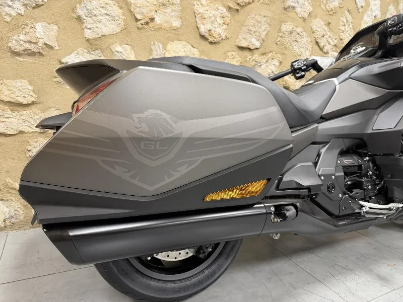 GL 1800 GOLDWING DCT