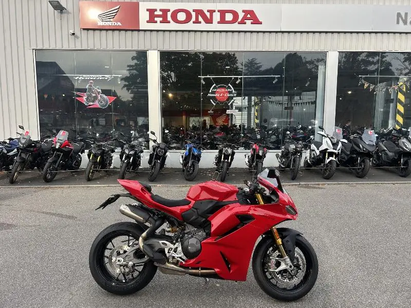 PANIGALE V2 2025