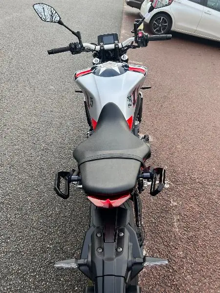 MT09