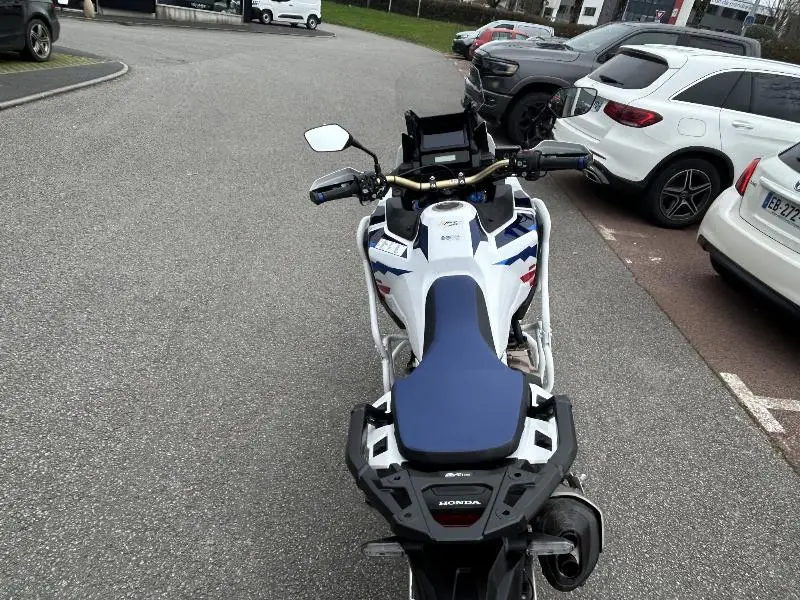 CRF 1100 L AFRICA TWIN ADVENTURE SPORTS