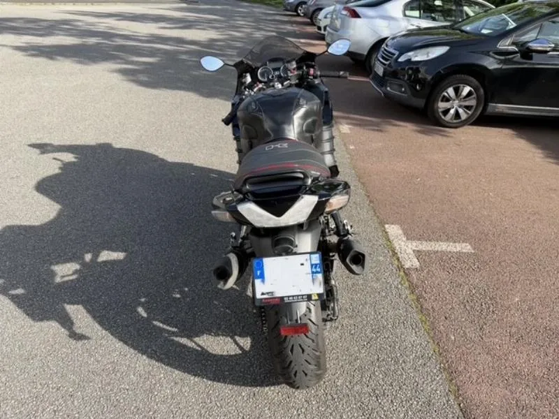 ZZR 1400