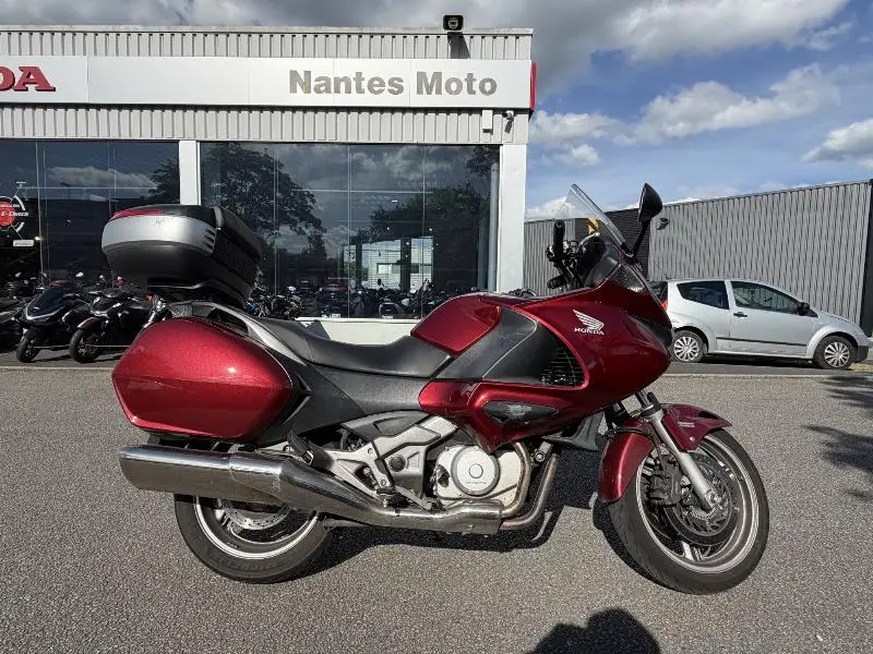 NT DEAUVILLE 700