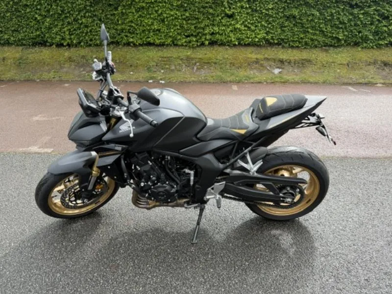 CB1000SP