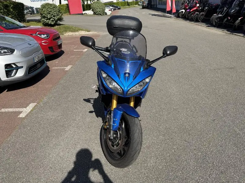 FZ8