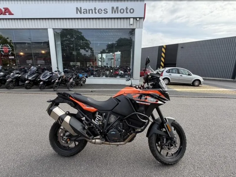 KTM 1090 ADVENTURE
