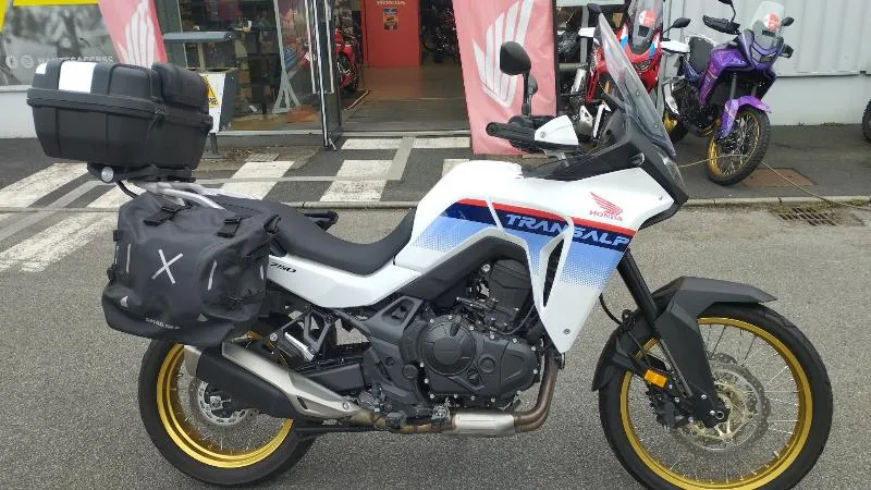 XL750