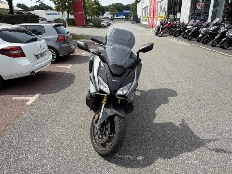 NSS FORZA 750