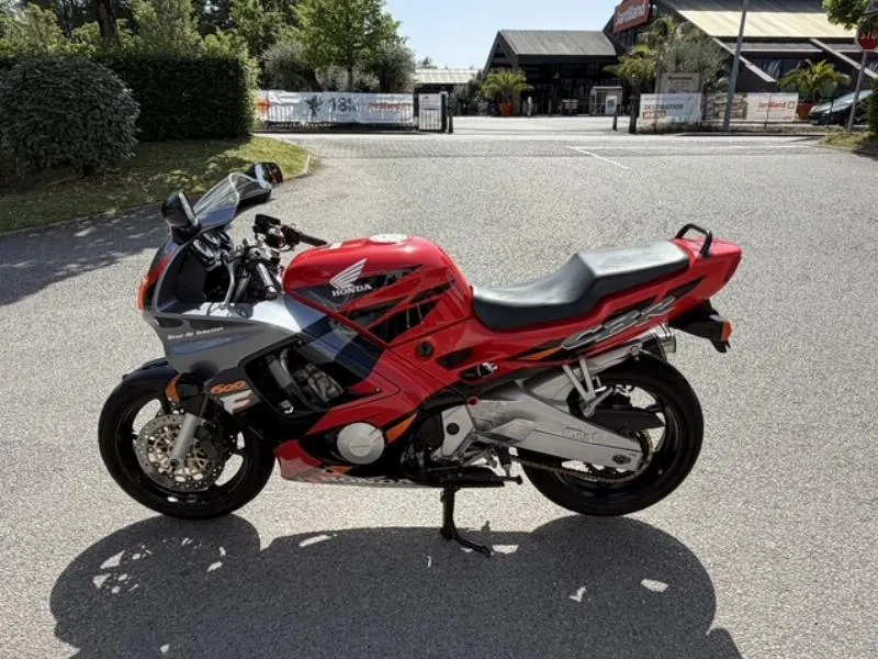 CBR 600 F