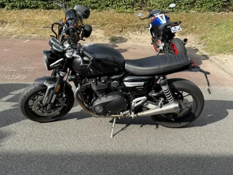 SPEED TWIN 1200