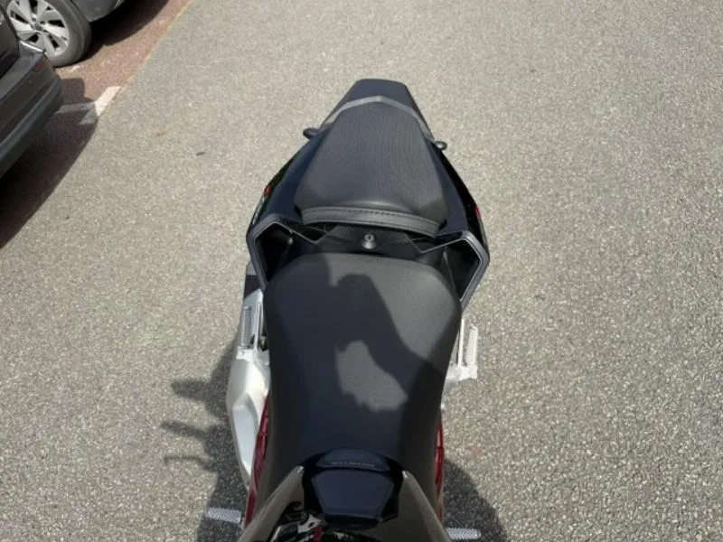CB 750 HORNET