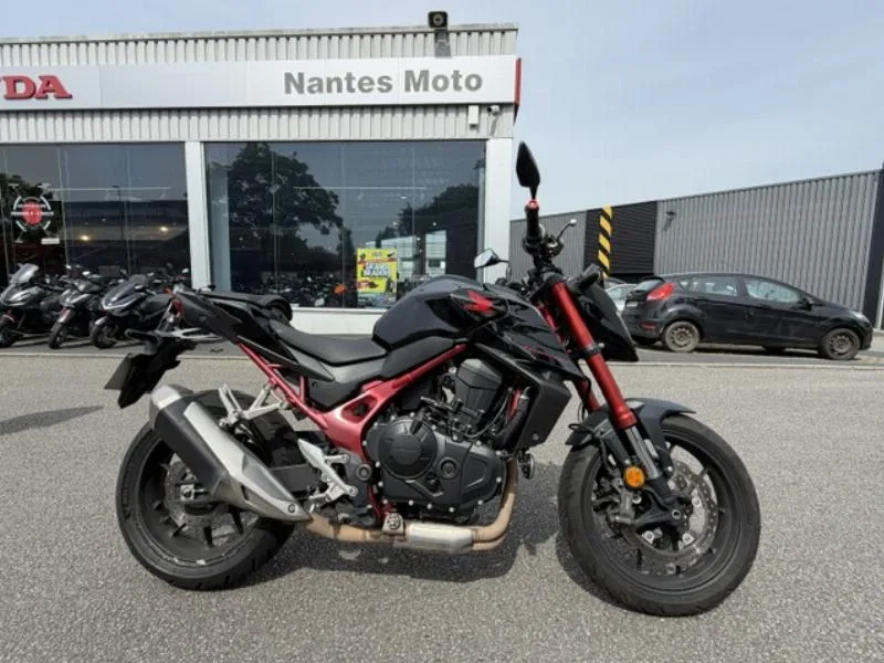 CB 750 HORNET 2023