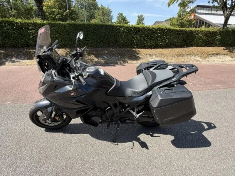NT1100
