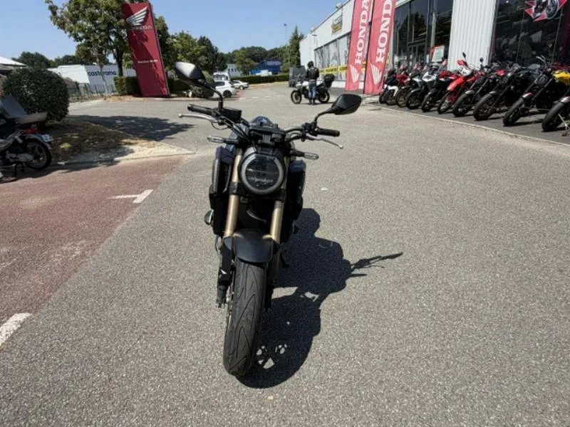CB 650 R