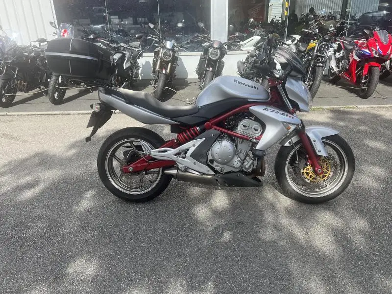 ER 6 N