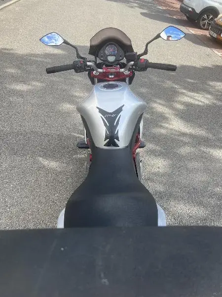 ER 6 N