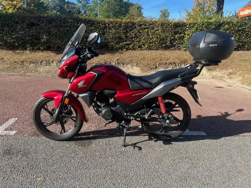 CB 125 F