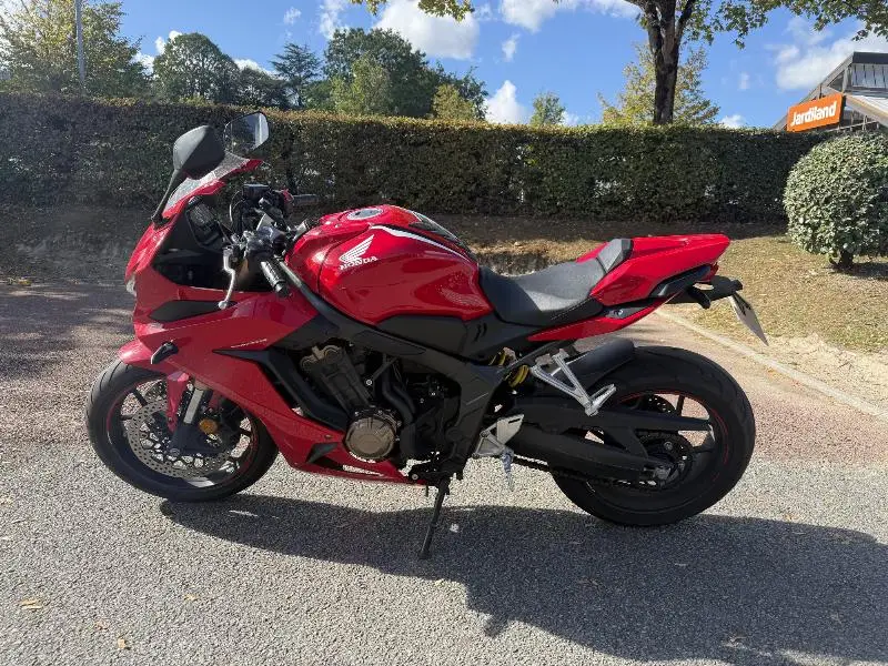 CBR650RA