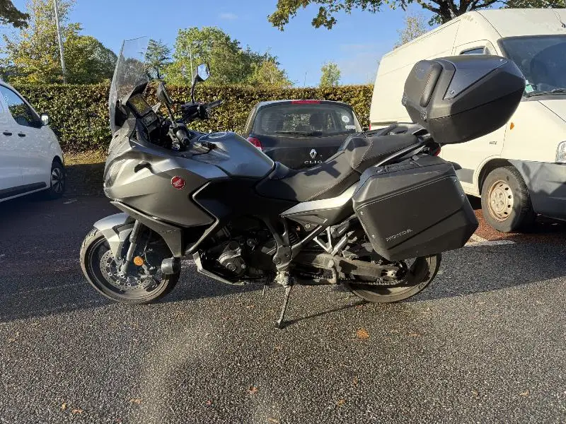 NT1100D