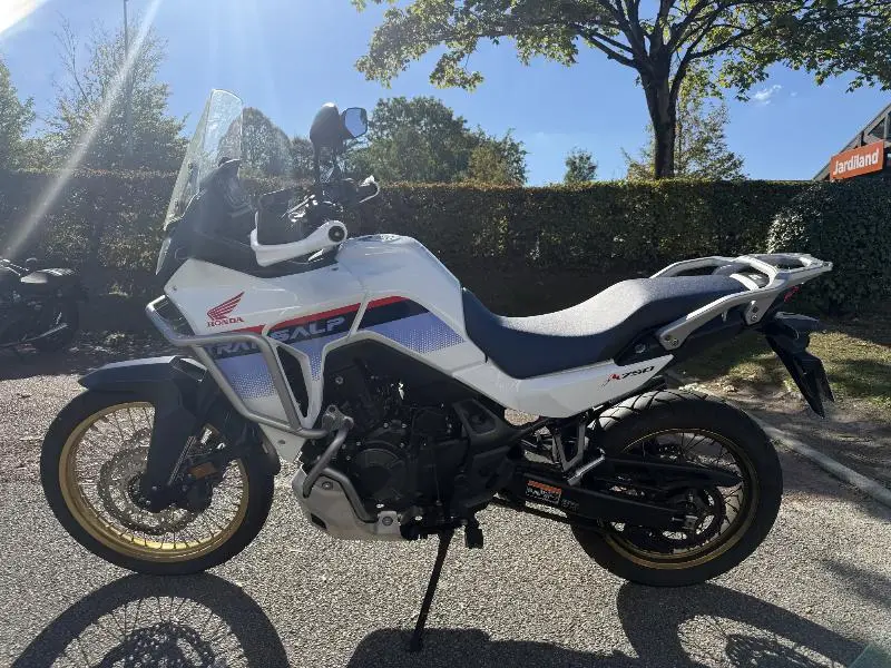 XL750