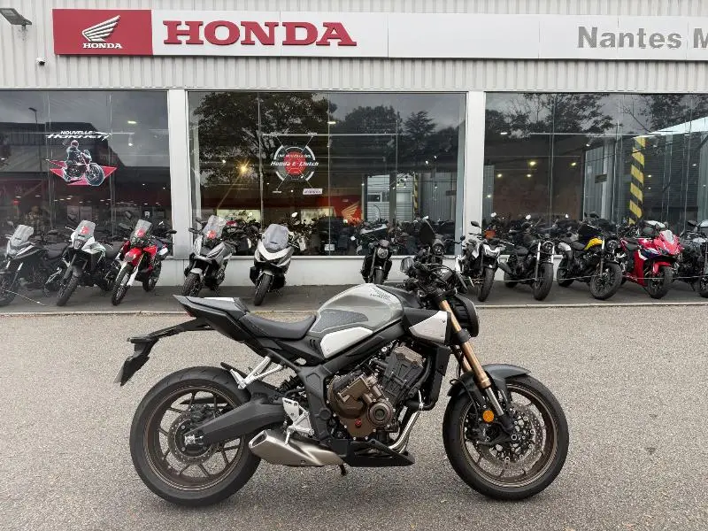 CB 650 R