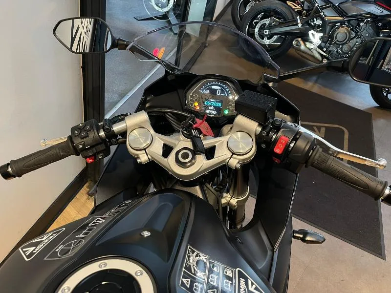 	DAYTONA 660