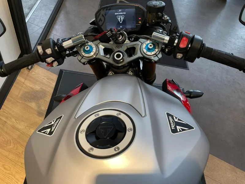STREET TRIPLE 765 RX