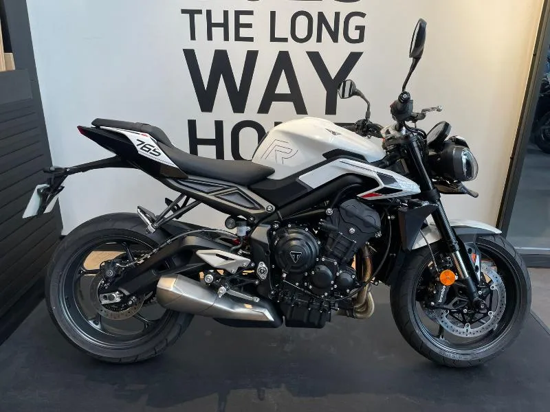 STREET TRIPLE 765 R A2
