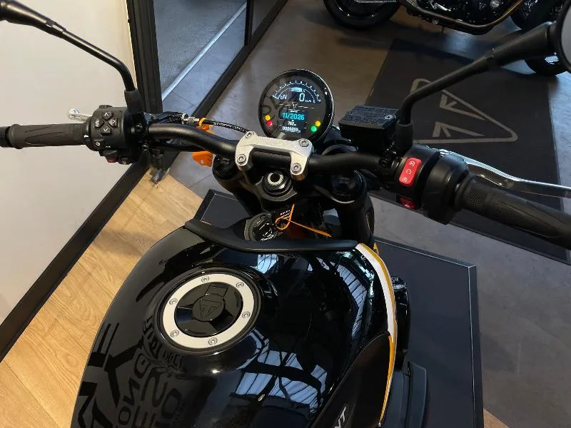 TRIDENT 660