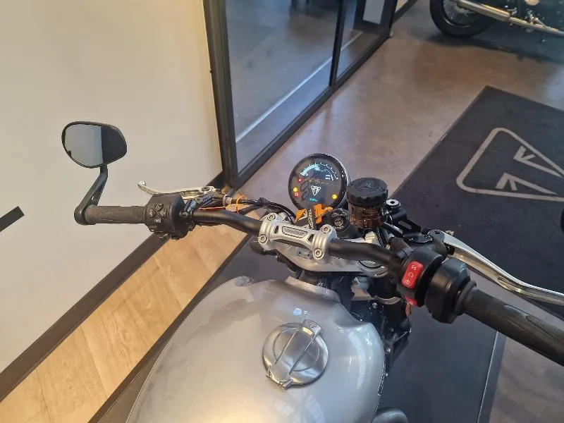 SPEED TWIN 1200