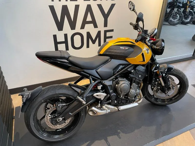 TRIDENT 660